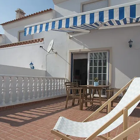 The Wave - Beach 'n' Surf House Эрисейра