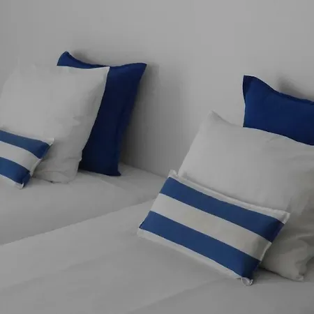 The Wave - Beach 'n' Surf House Гостевой дом
