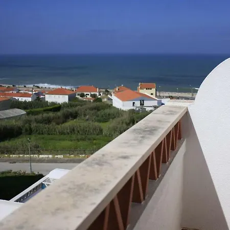 The Wave - Beach 'n' Surf House