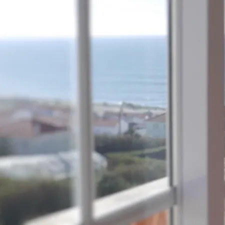 The Wave - Beach 'n' Surf House Гостевой дом *